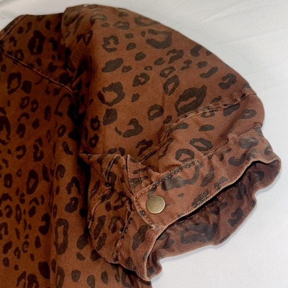 🆕 Universal Thread Denim Leopard Print Puff Sleeve Dress with Pockets—LAST 1 - Picture 7 of 12